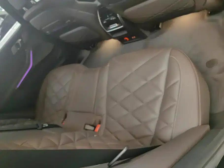 BMW X5 2022 xDrive 40Li M Sport Package — миниатюра 11