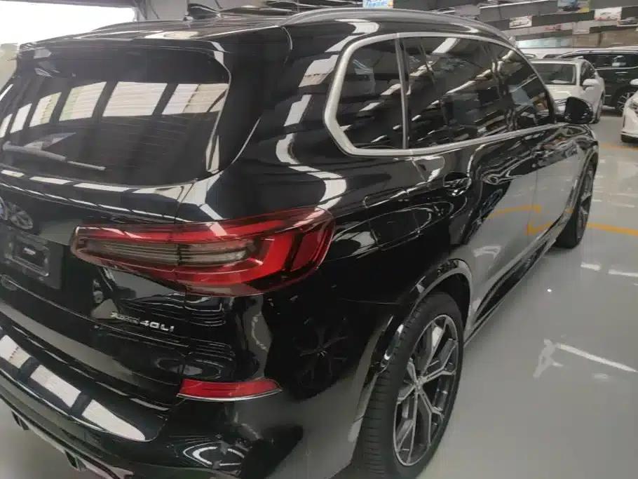 BMW X5 2022 xDrive 40Li M Sport Package — миниатюра 3