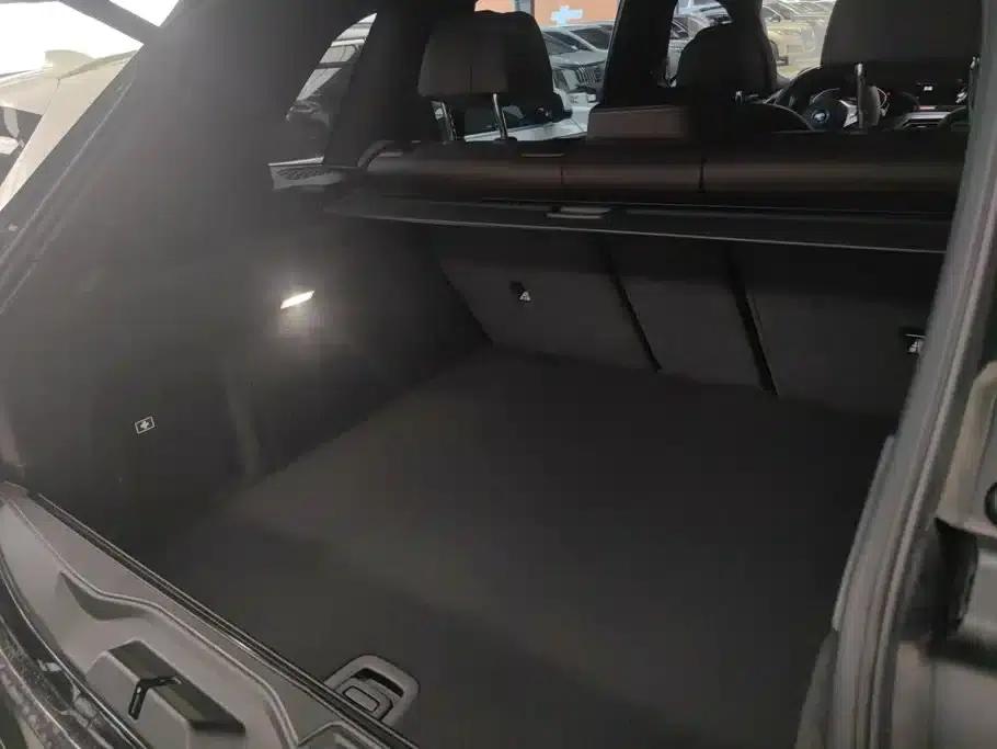 BMW X5 2022 xDrive 40Li M Sport Package — миниатюра 4