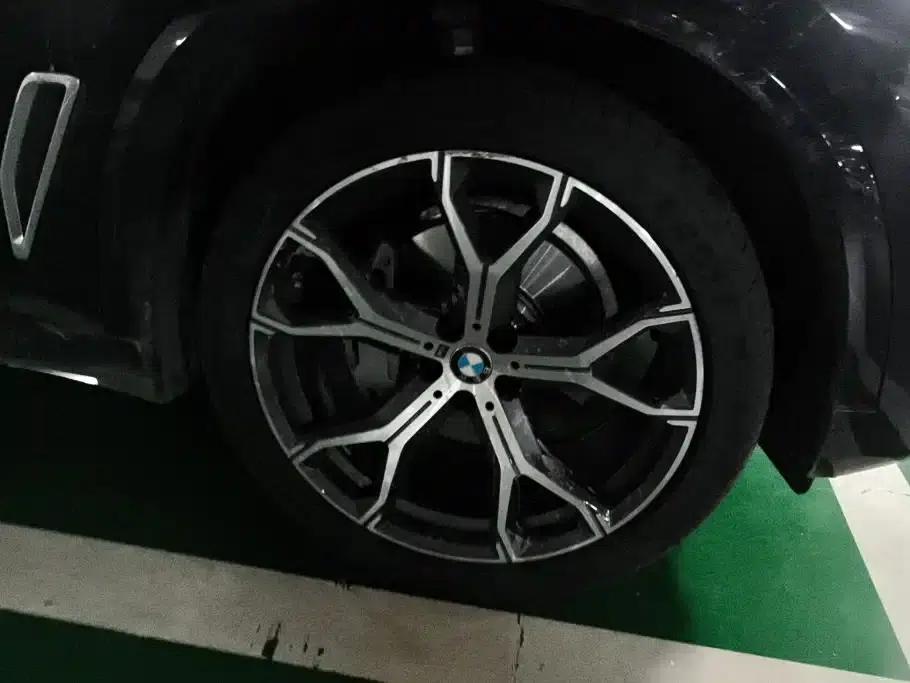 BMW X5 2022 Facelift xDrive 40Li M Sport Package — миниатюра 6