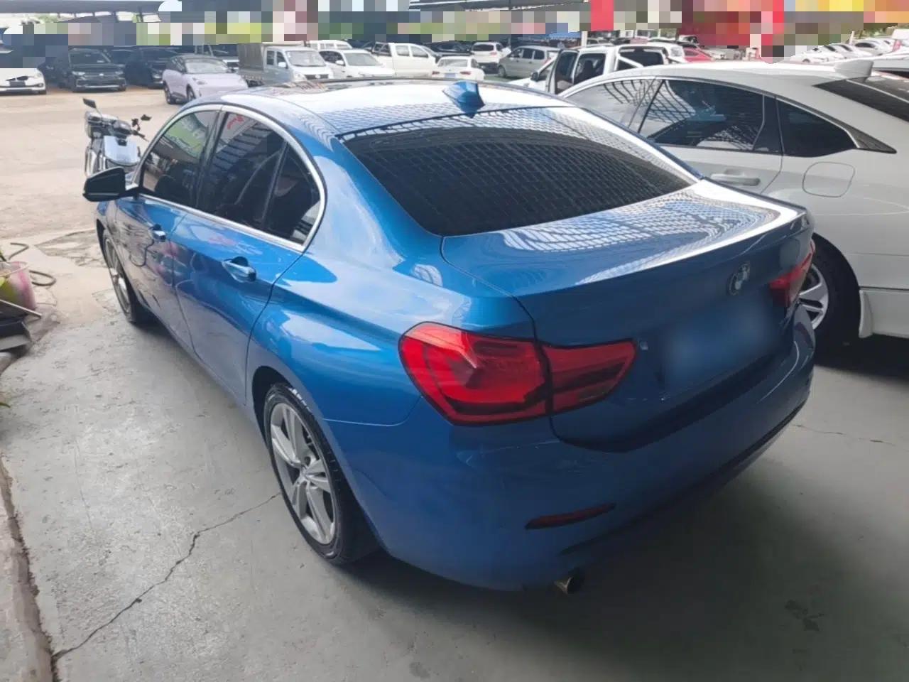 BMW 1 Series 2018 118i Design Package Edition — миниатюра 4