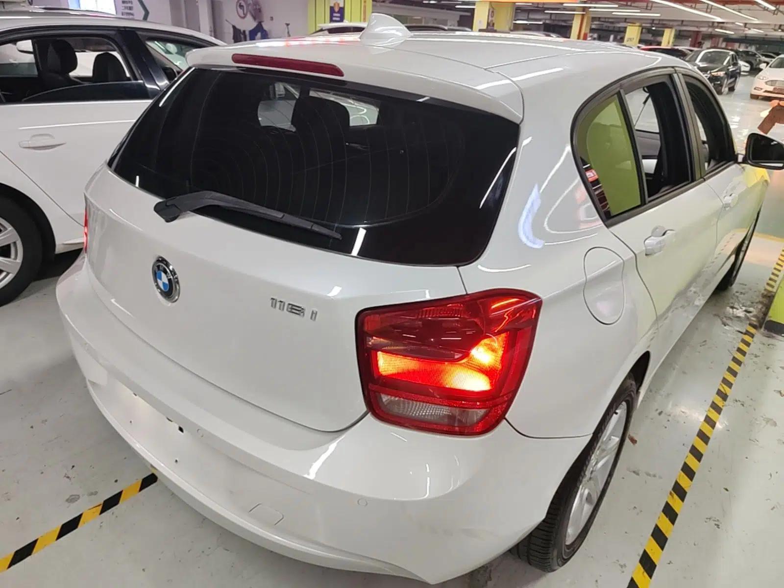 BMW 1 Series 2013 Revised 116i Leading Edition — миниатюра 6
