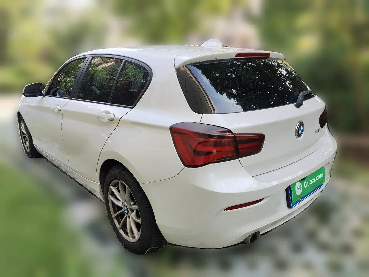 BMW 1 Series 2018 118i Leading Model — миниатюра 4