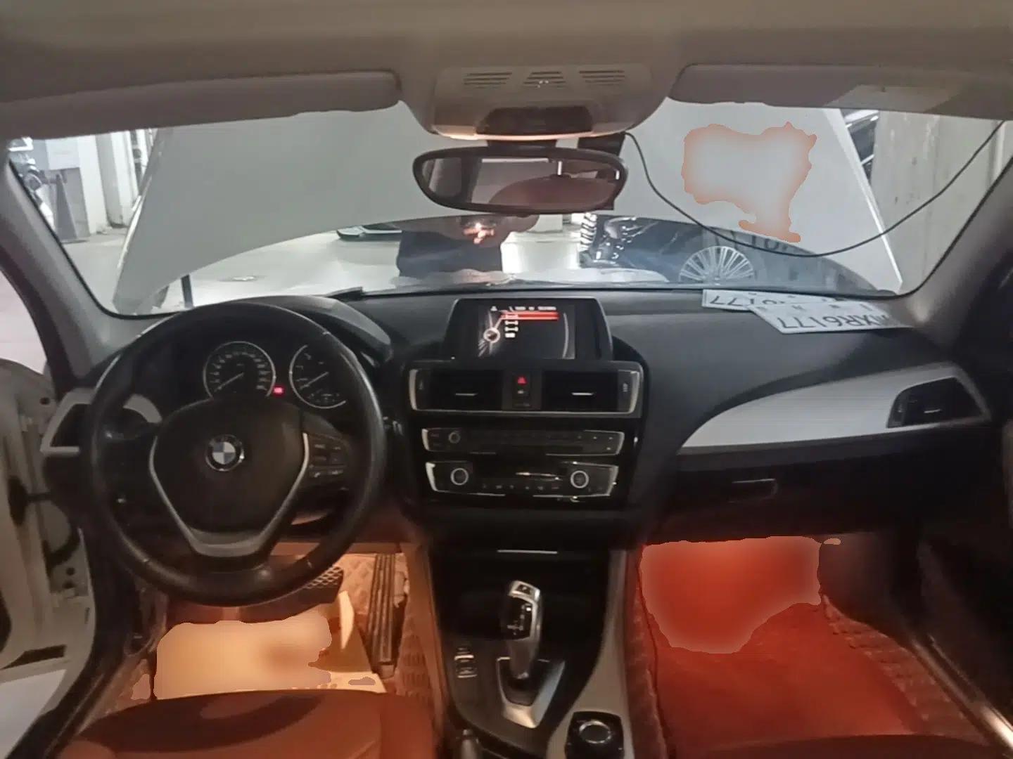 BMW 1 Series 2016 120i Leading Model — миниатюра 12