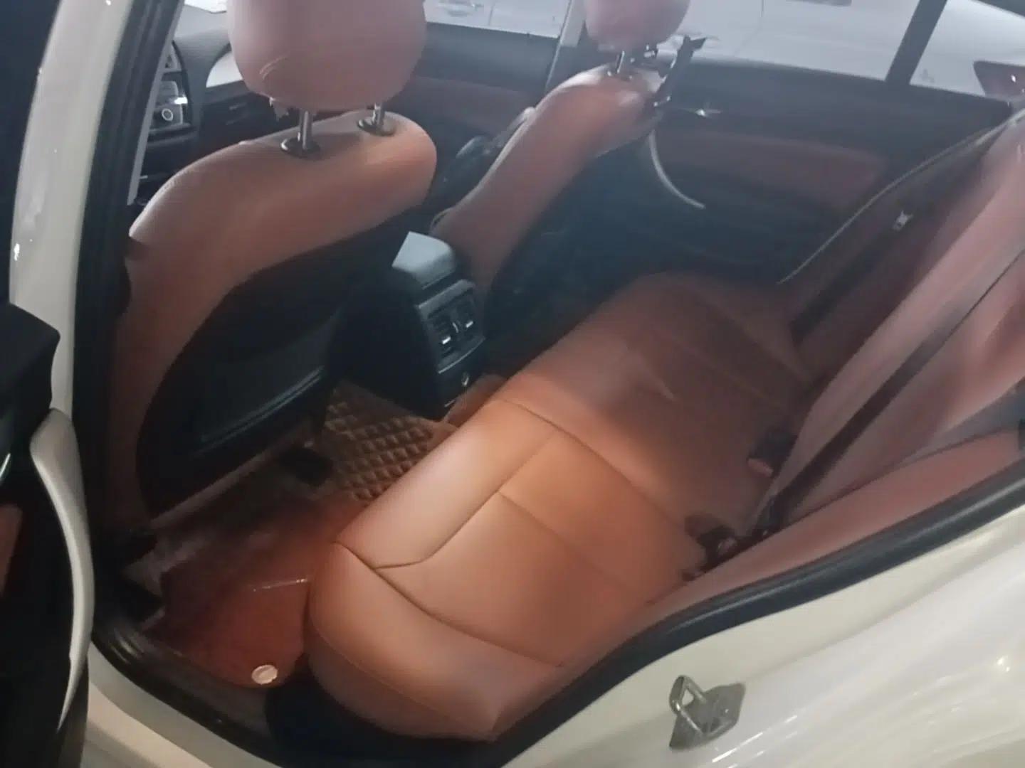 BMW 1 Series 2016 120i Leading Model — миниатюра 20