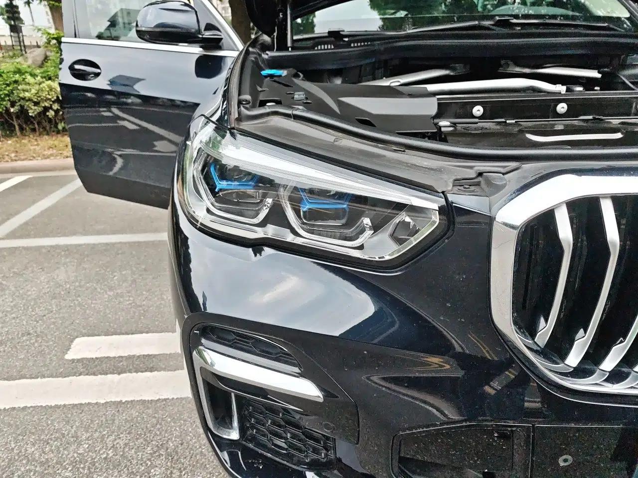 BMW X5 2022 Restyled xDrive 30Li Luxury Version M Sport Package — миниатюра 7