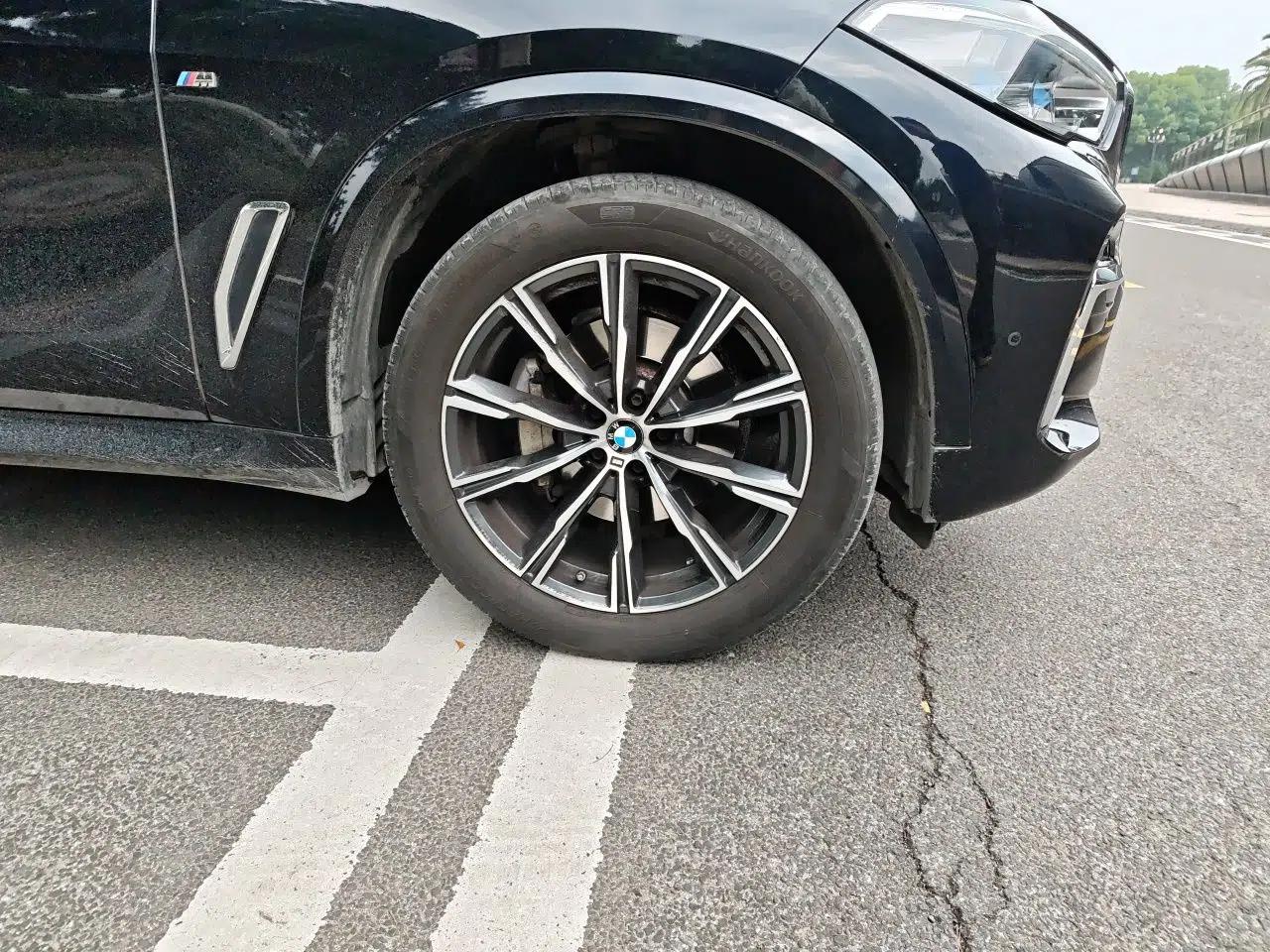 BMW X5 2022 Restyled xDrive 30Li Luxury Version M Sport Package — миниатюра 8