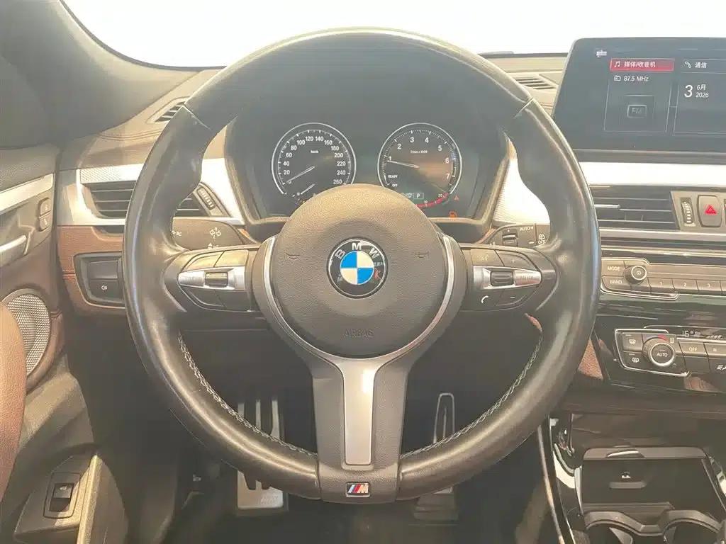 BMW X2 2022 sDrive25i M Sport Package — миниатюра 14
