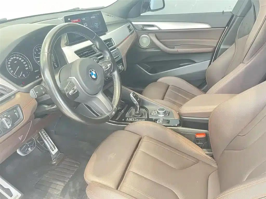 BMW X2 2022 sDrive25i M Sport Package — миниатюра 10