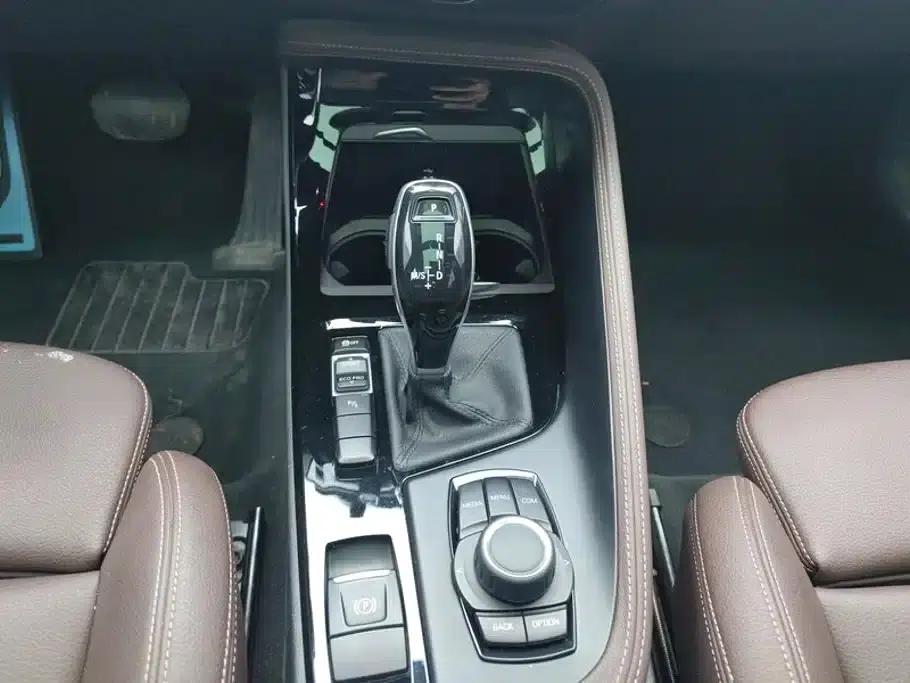 BMW X2 2020 sDrive25i Leading M Sport Package — миниатюра 16