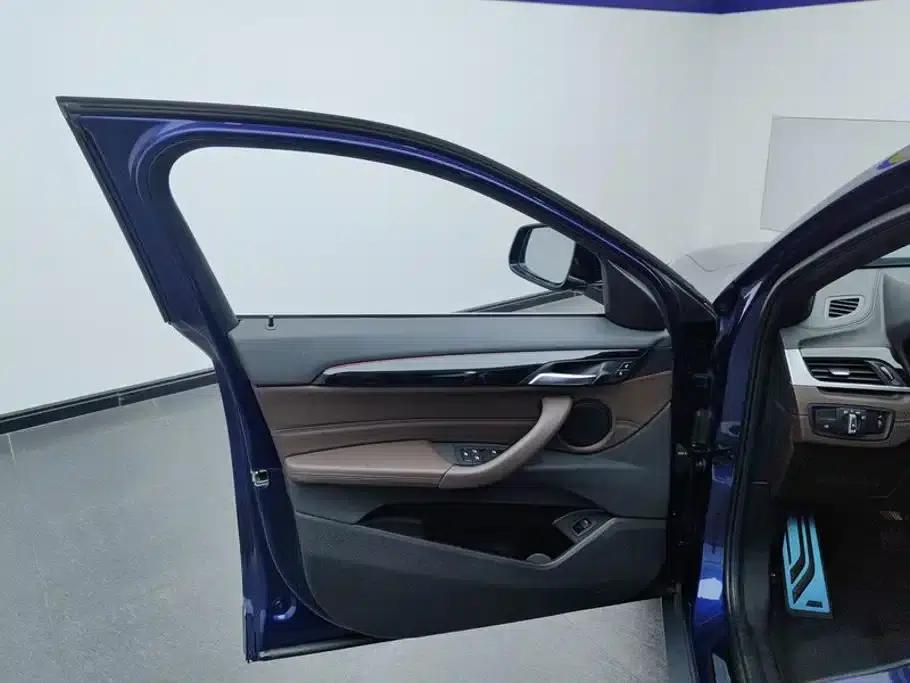 BMW X2 2020 sDrive25i Leading M Sport Package — миниатюра 7