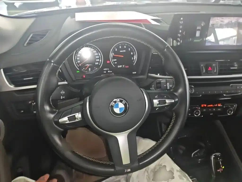 BMW X2 2023 sDrive25i M Sport Package — миниатюра 11