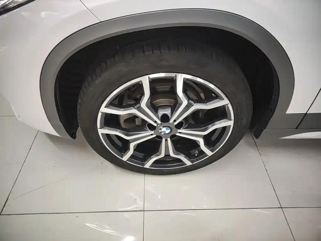 BMW X2 2020 xDrive25i M Sport Package — миниатюра 23