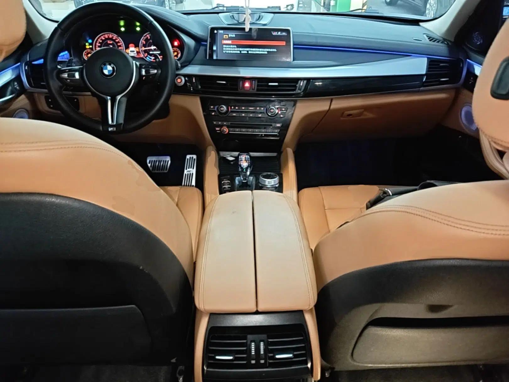 BMW X6 2018 xDrive35i Leading Model — миниатюра 12