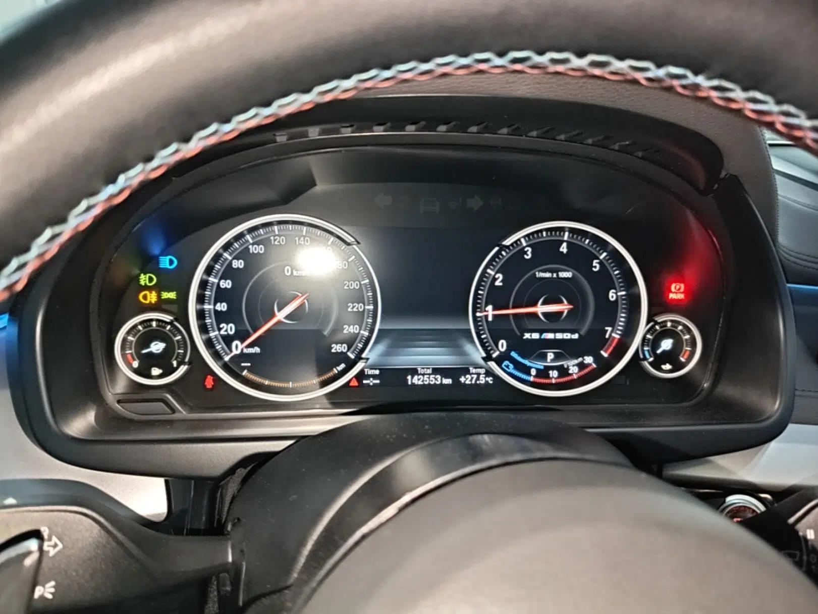 BMW X6 2018 xDrive35i Leading Model — миниатюра 14
