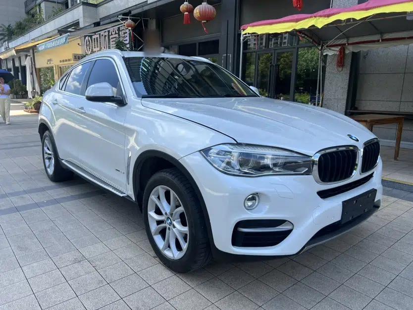 BMW X6 2015 xDrive28i — миниатюра 13