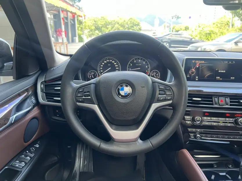 BMW X6 2015 xDrive28i — миниатюра 19