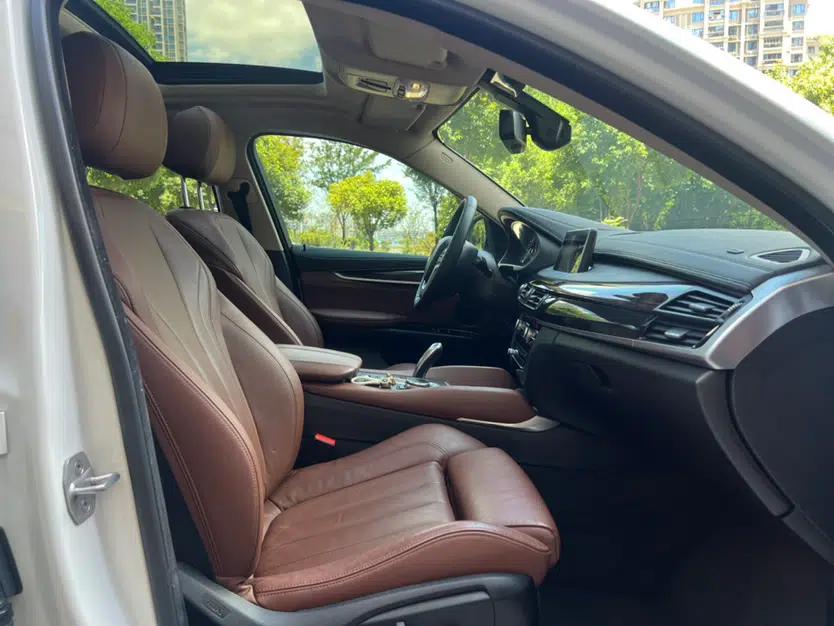 BMW X6 2015 xDrive28i — миниатюра 25