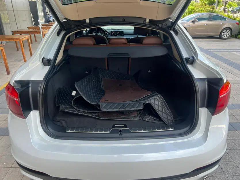 BMW X6 2015 xDrive28i — миниатюра 28