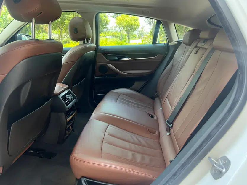 BMW X6 2015 xDrive28i — миниатюра 32