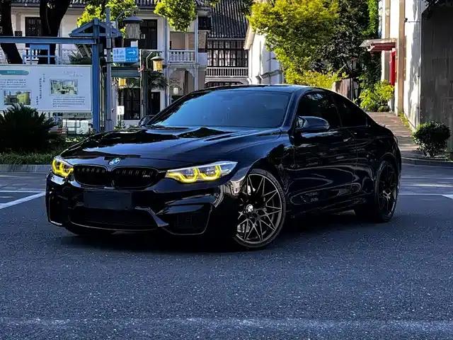 2019 BMW M4 M4 Coupe Racing Edition
