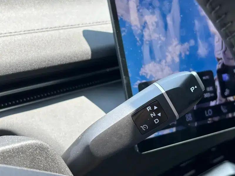 Deep Blue L07 2025 Model 230 Ultra Huawei Qiankun Intelligent Driving ADS SE Edition — миниатюра 14