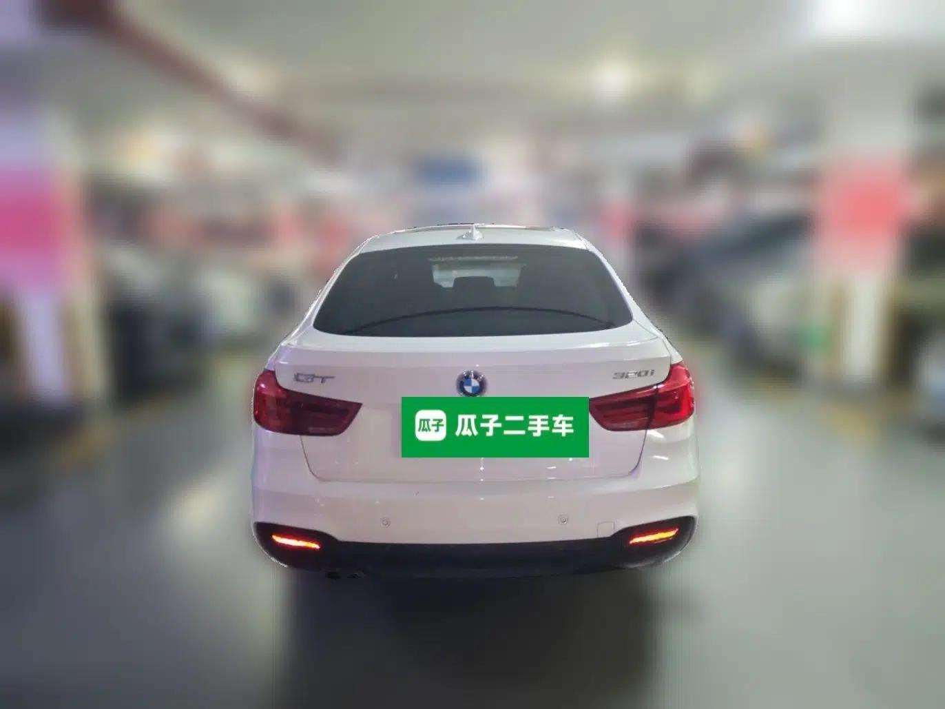 BMW 3 Series GT 2018 320i M Sport Edition — миниатюра 5