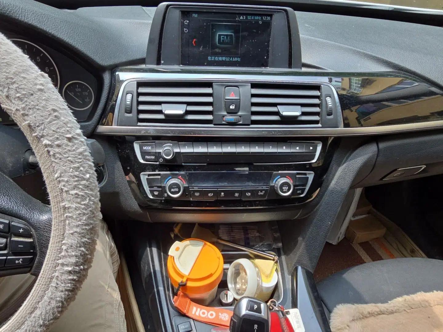 BMW 3 Series GT 2018 320i Sport Edition — миниатюра 13