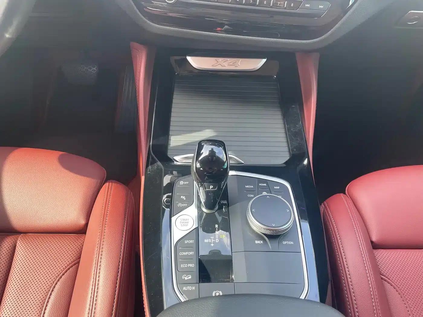 2022 BMW X4 xDrive 25i M Sport Package — миниатюра 11