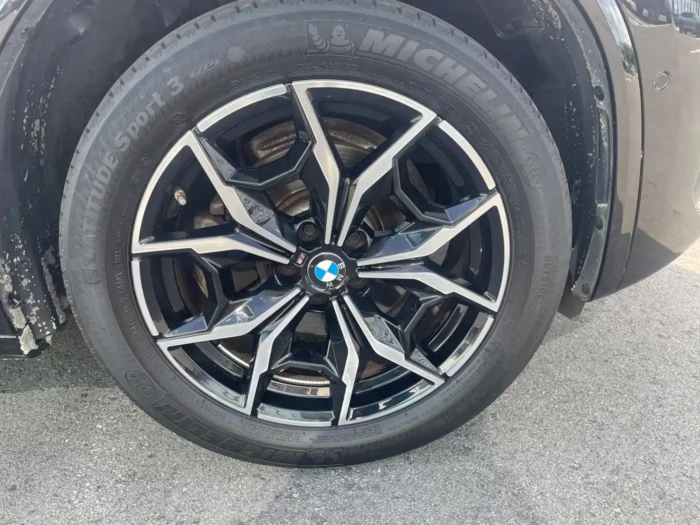 2022 BMW X4 xDrive 25i M Sport Package — миниатюра 21