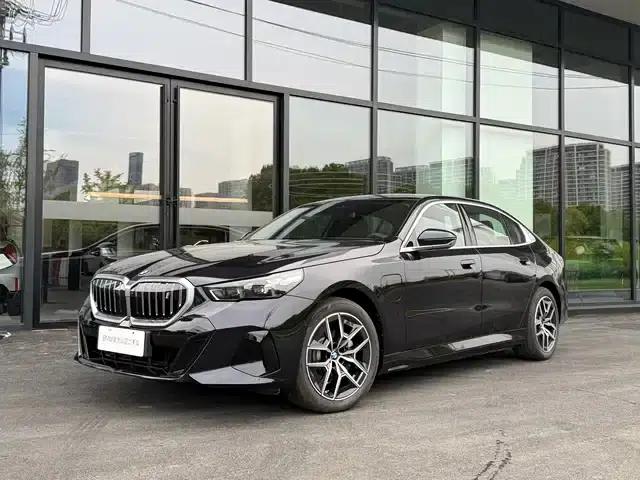 BMW i5 2026 eDrive 40L M Sport Package
