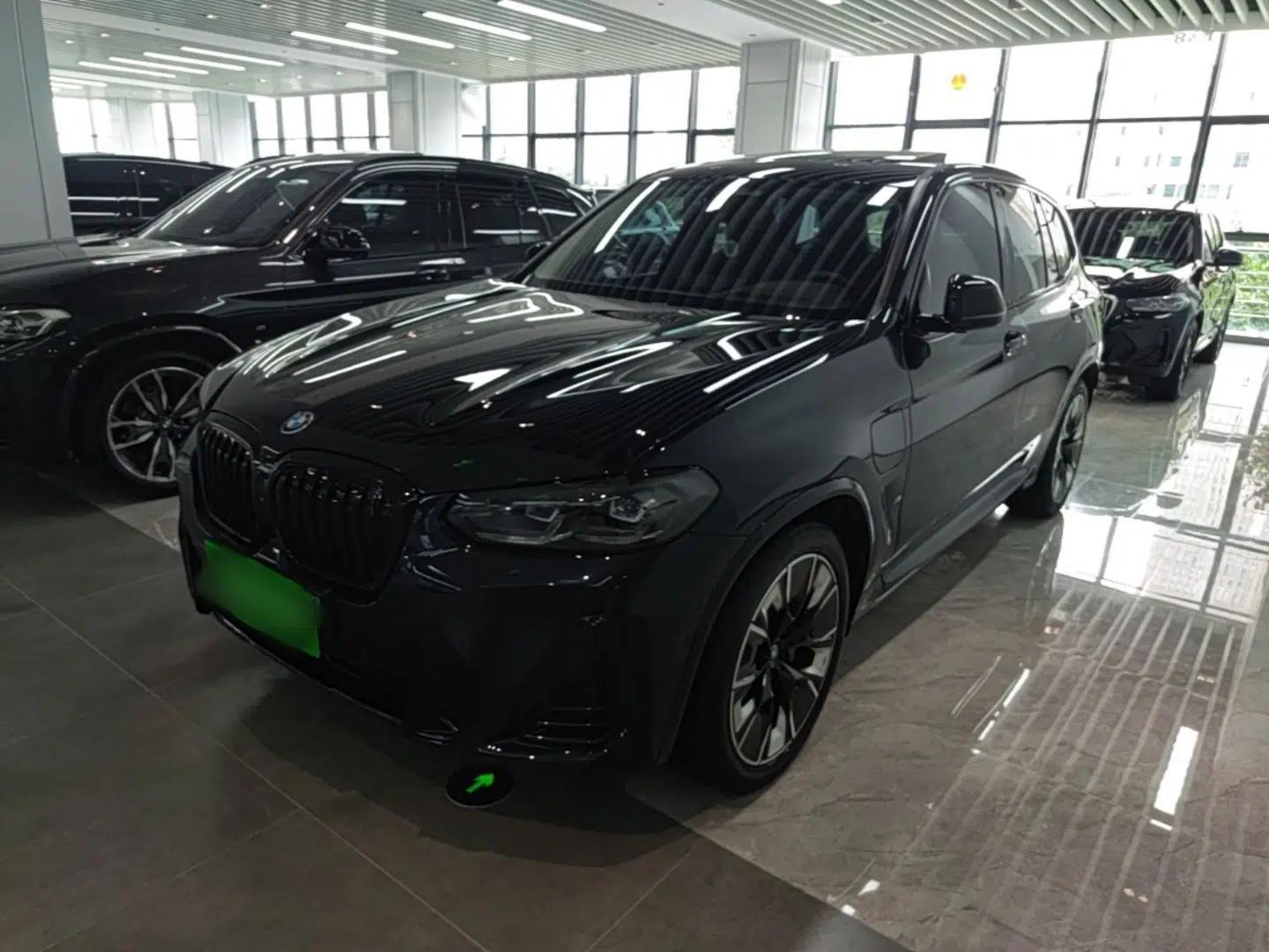 BMW iX3 2024 Leading Type — миниатюра 1