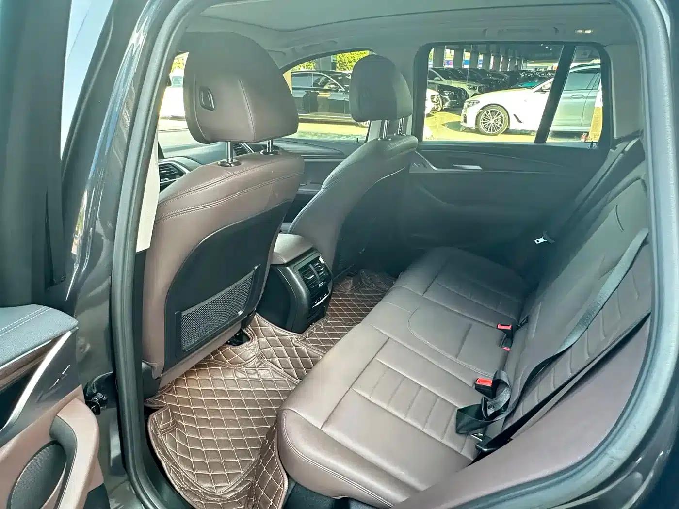 BMW iX3 2021 Leading Edition — миниатюра 10