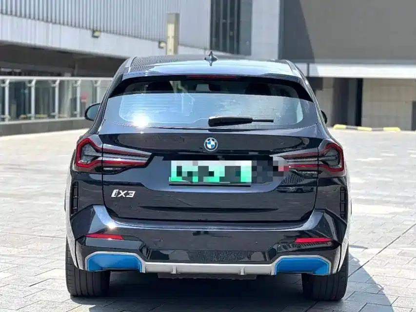 BMW iX3 2022 Leading Edition — миниатюра 3