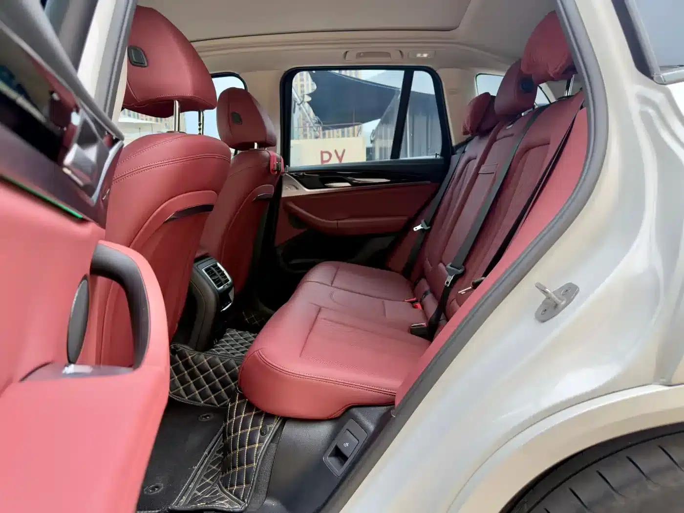 BMW iX3 2024 Leading Edition — миниатюра 5