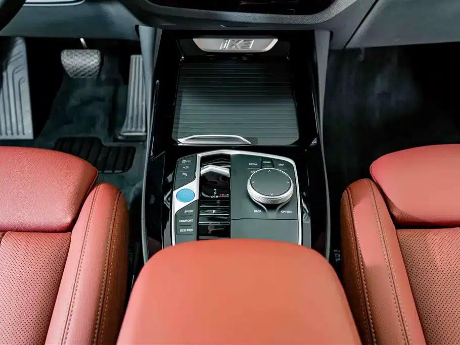 BMW iX3 2024 Pioneer Edition — миниатюра 15