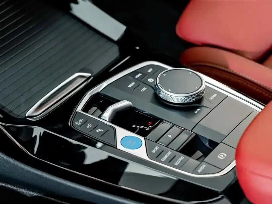 BMW iX3 2024 Pioneer Edition — миниатюра 17