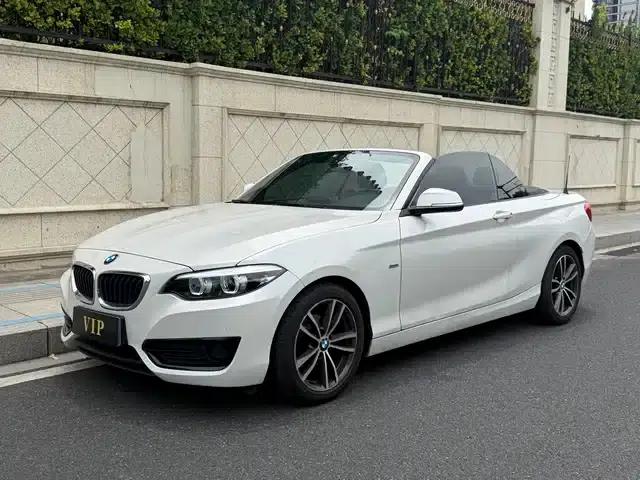 2018 BMW 2 Series (Imported) 220i Convertible Coupe Sport Design Package