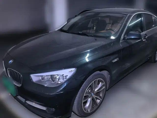 BMW 5 Series GT 2013 535i Leading Model
