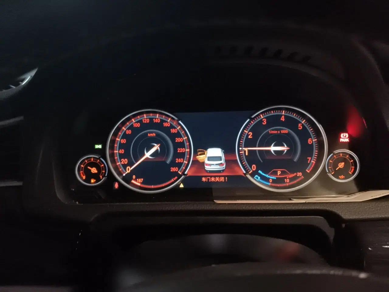 BMW 5 Series GT 2015 528i Leading Model — миниатюра 11