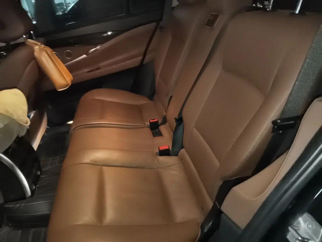 BMW 5 Series GT 2015 528i Leading Model — миниатюра 17