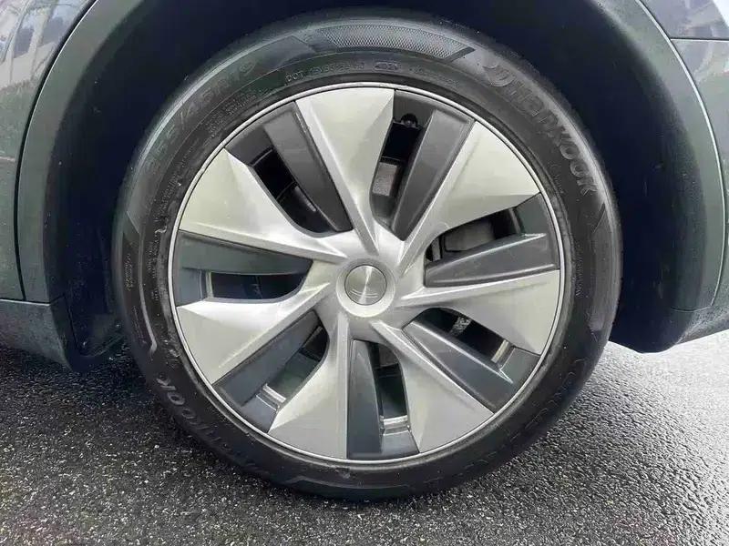 Model Y 2022 Facelift Rear-Wheel Drive Version — миниатюра 7