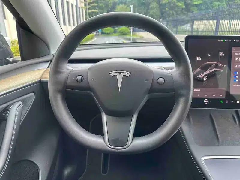 Model Y 2022 Facelift Rear-Wheel Drive Version — миниатюра 10