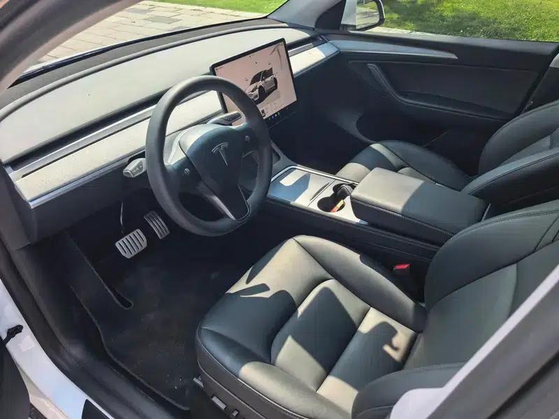 Model Y 2023 Performance All-Wheel Drive — миниатюра 9