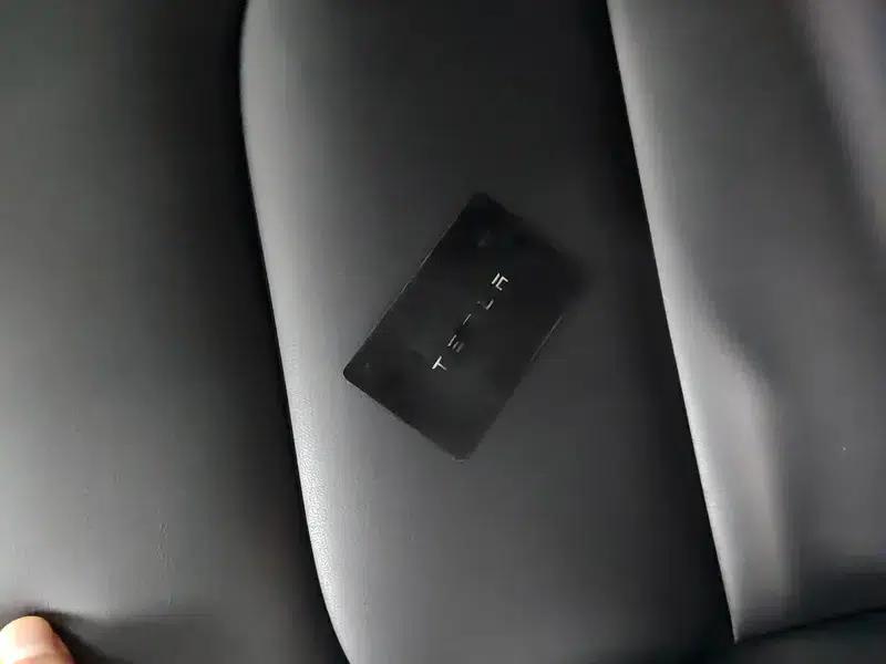 Model Y 2021 Standard Range Rear-Wheel Drive — миниатюра 11