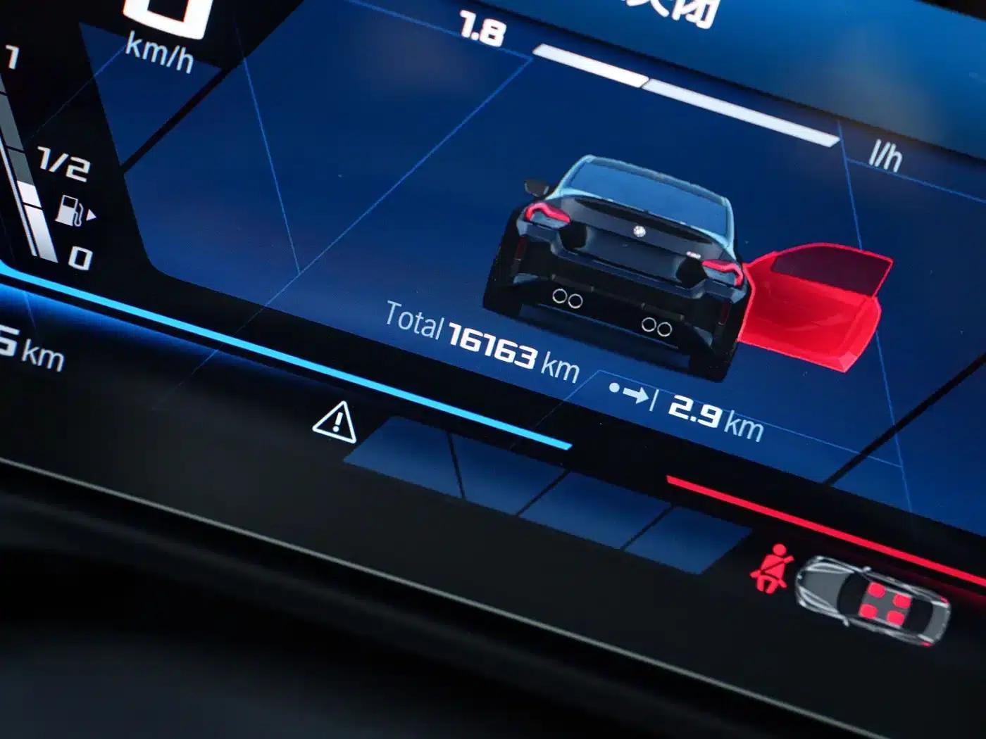 2024 BMW M2 — миниатюра 22