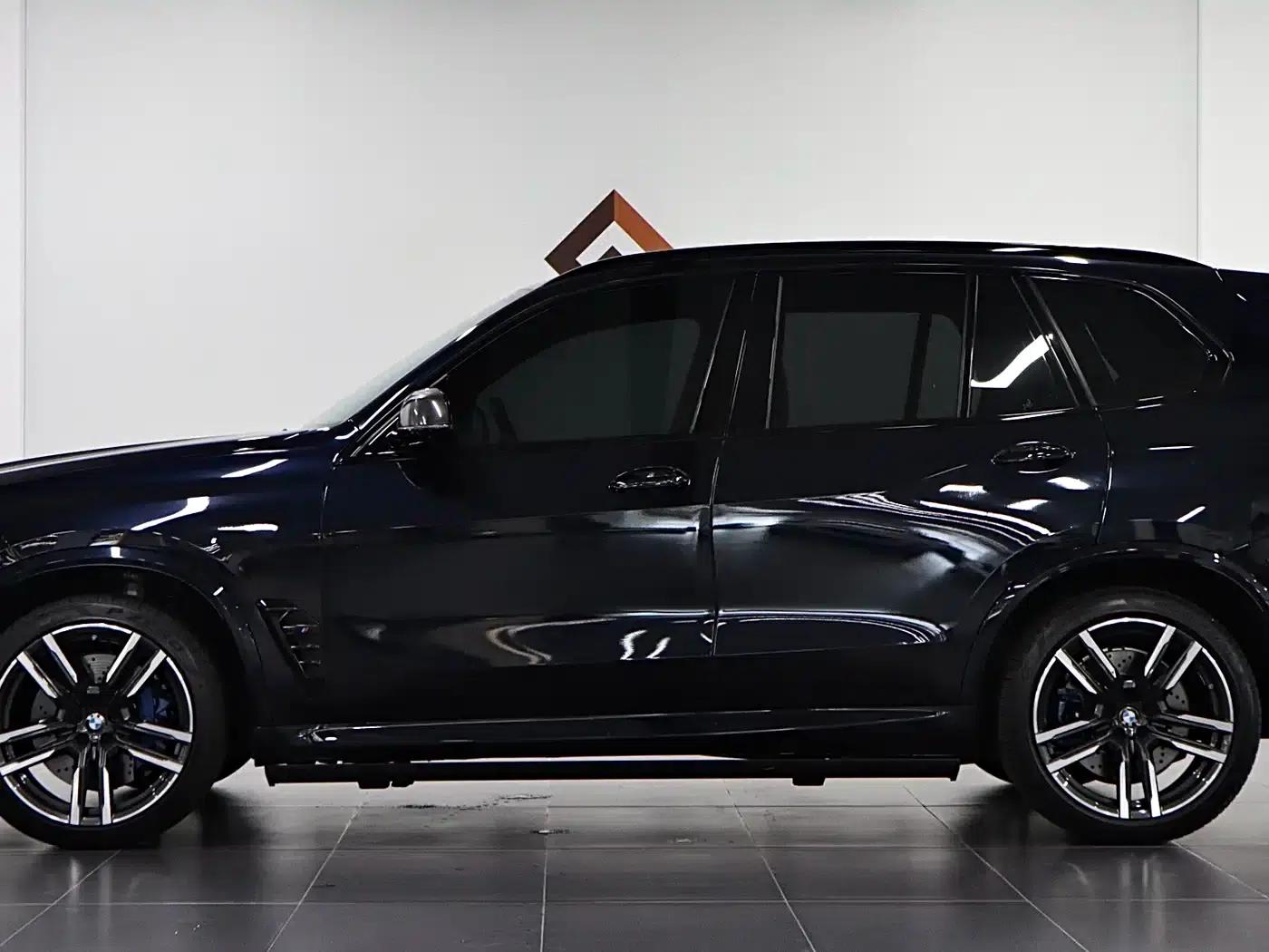 2023 BMW X5 M Competition — миниатюра 7