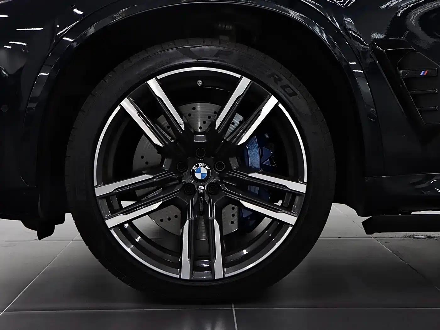 2023 BMW X5 M Competition — миниатюра 8
