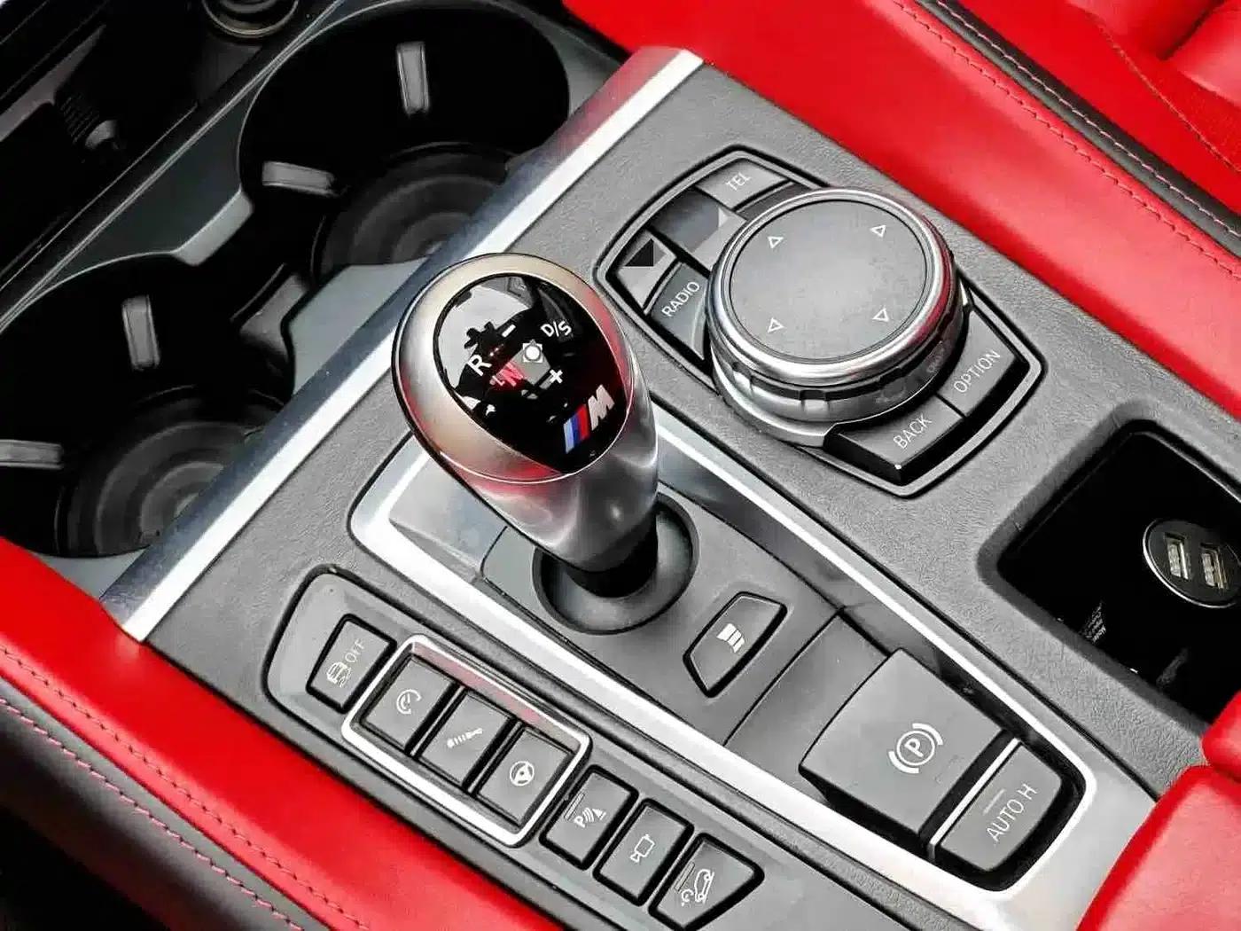 2015 BMW X5 M — миниатюра 17