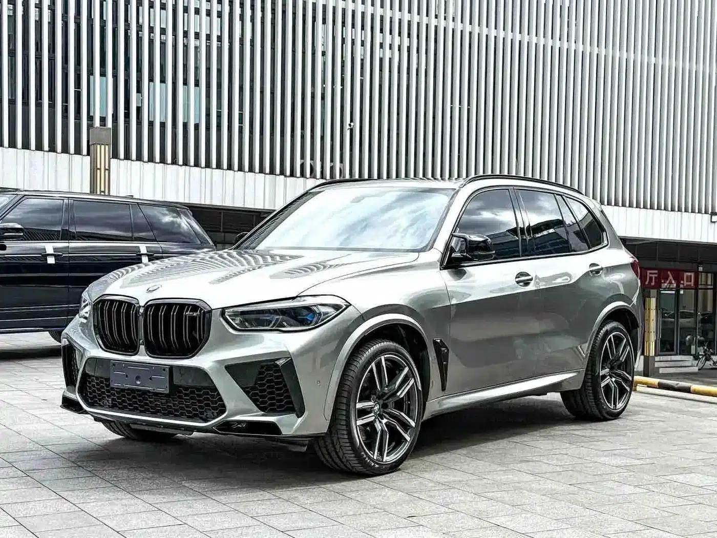 2020 BMW X5 M — миниатюра 1